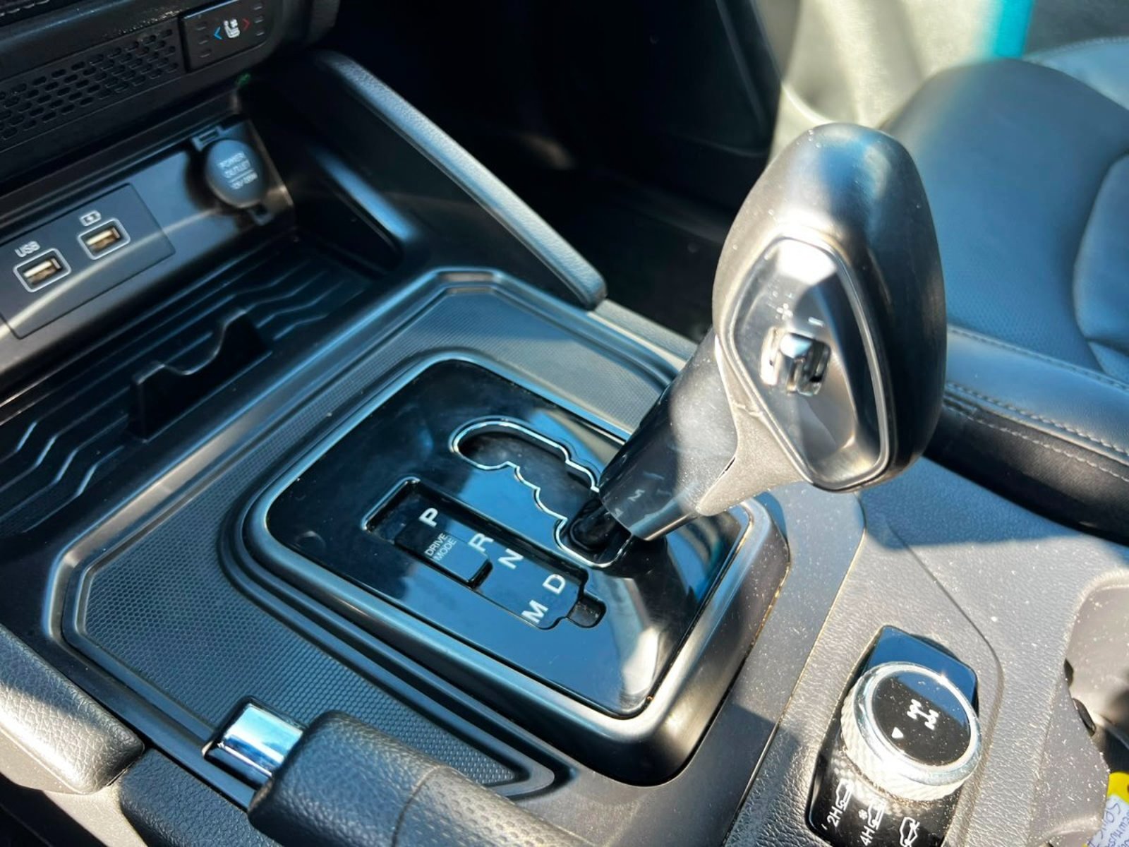 SSANGYONG MUSSO GRAND LIMITED 4X4 AT 2023 - Imagen 18 de 20