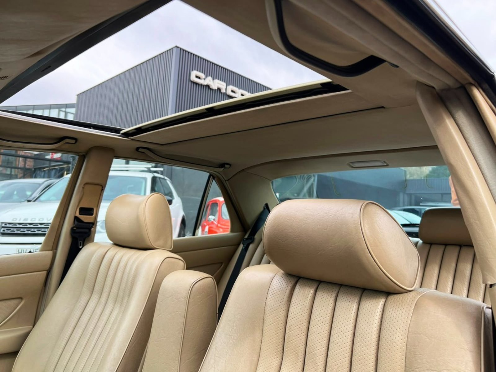Mercedes-Benz 280 SE ÚNICO DUEÑO 1985 - Imagen 18 de 20