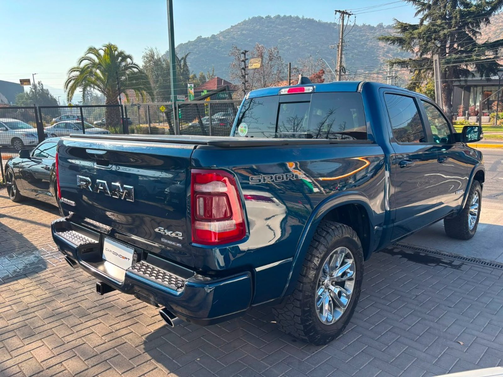 RAM 1500 LARAMIE 4X4 5.7 2022 - Foto 3 de 20