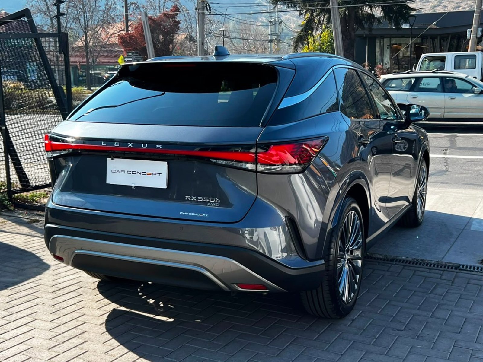 Lexus RX 350 H HIBRIDO AWD 2.5 2025 - Foto 4 de 20