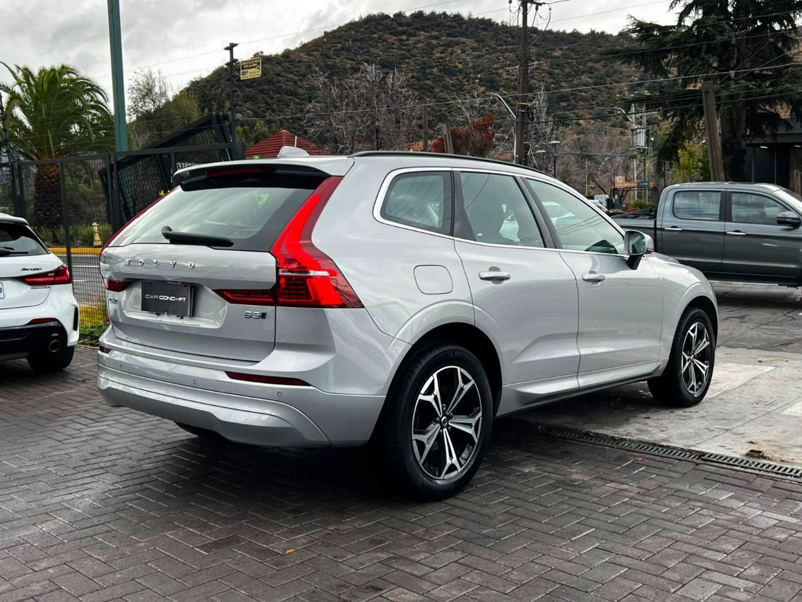 Volvo XC60 II B5 AWD 2.0 2022 - Imagen 4 de 19