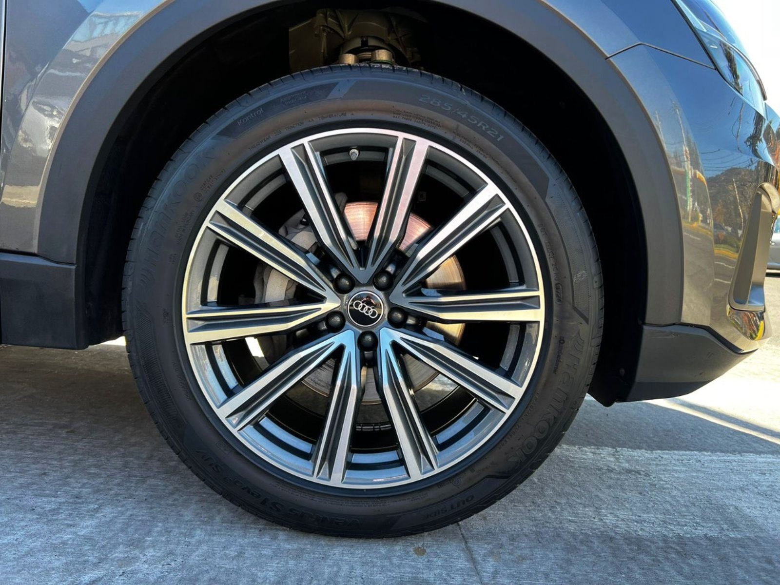 AUDI Q8 55 TFSI QUATTRO 2023 - Imagen 7 de 20
