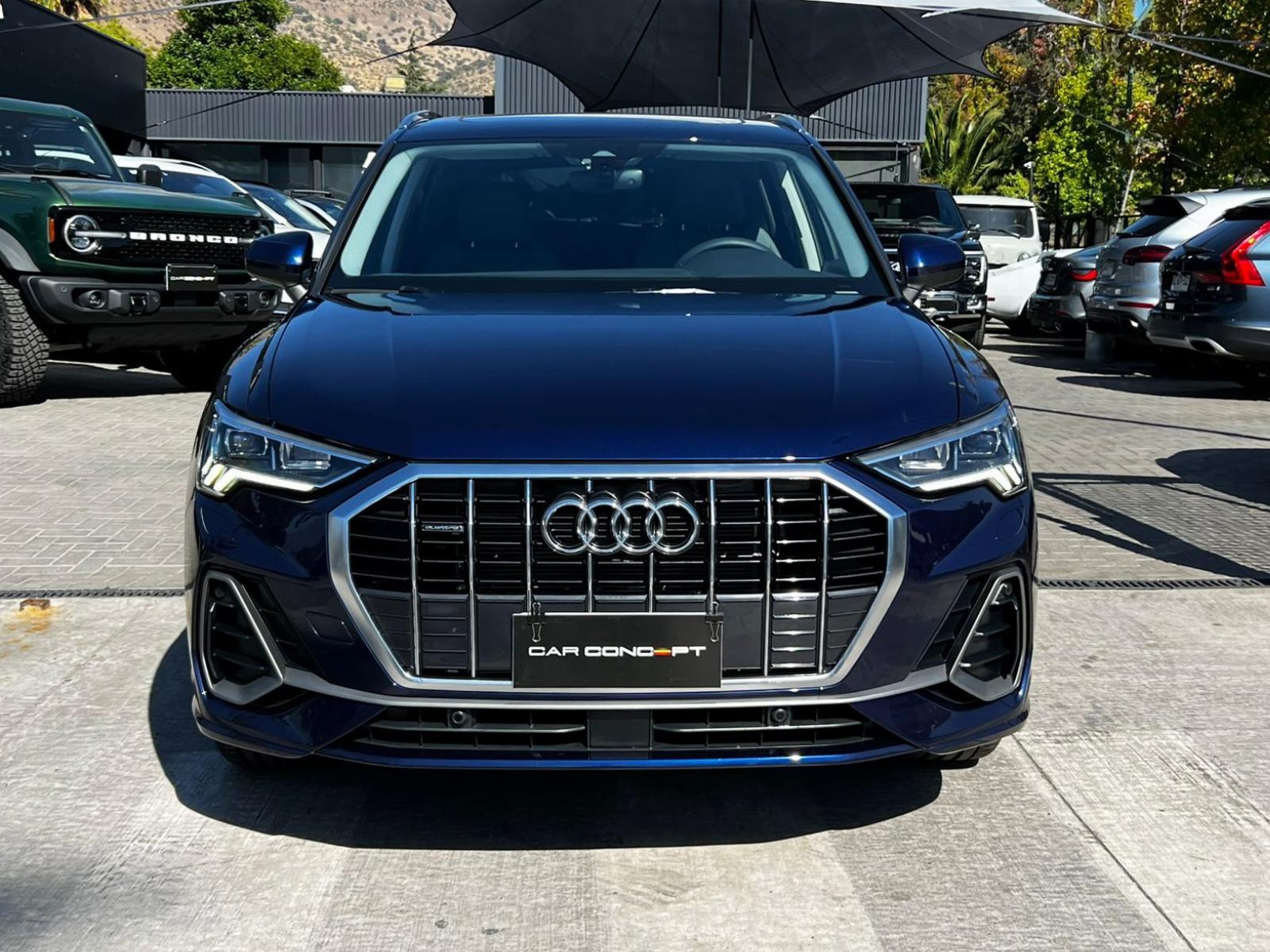 Audi Q3 40 TFSI 2.0 S LINE 2025 - Foto 3 de 20