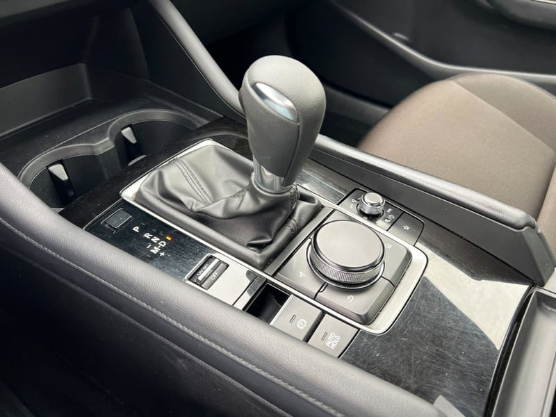 Mazda 3 SEDAN 2.0 AT 2023 - Imagen 18 de 20