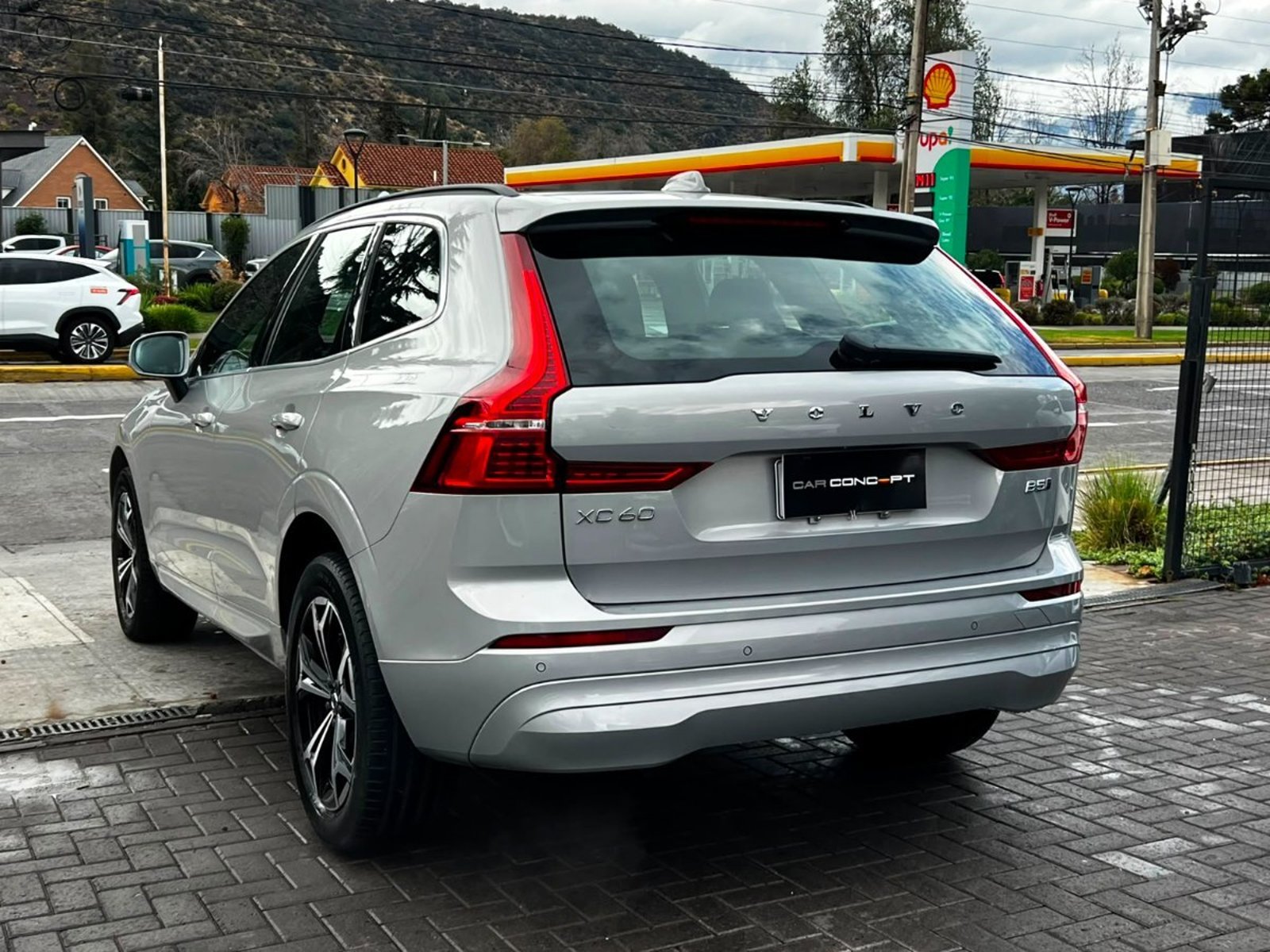 Volvo XC60 II B5 AWD 2.0 2022 - Imagen 6 de 19