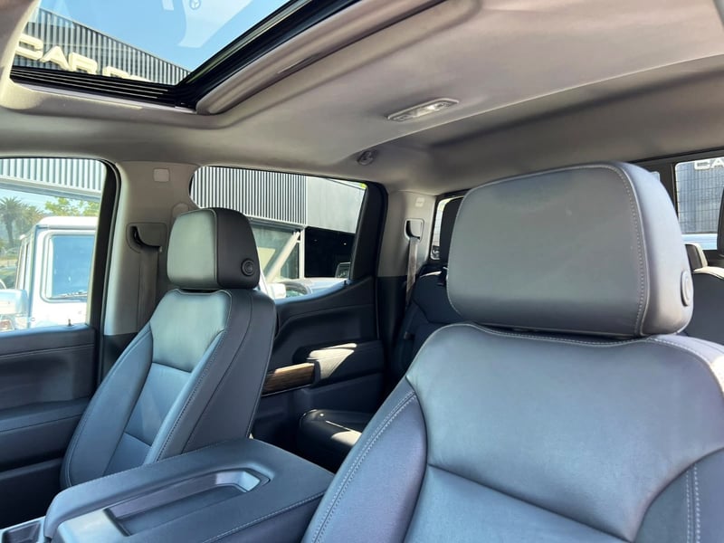 Chevrolet SILVERADO LT TRAIL BOSS 2022 - Imagen 18 de 20