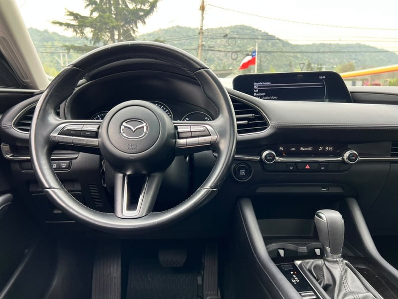 Mazda 3 SEDAN 2.0 AT 2023 - Imagen 10 de 20