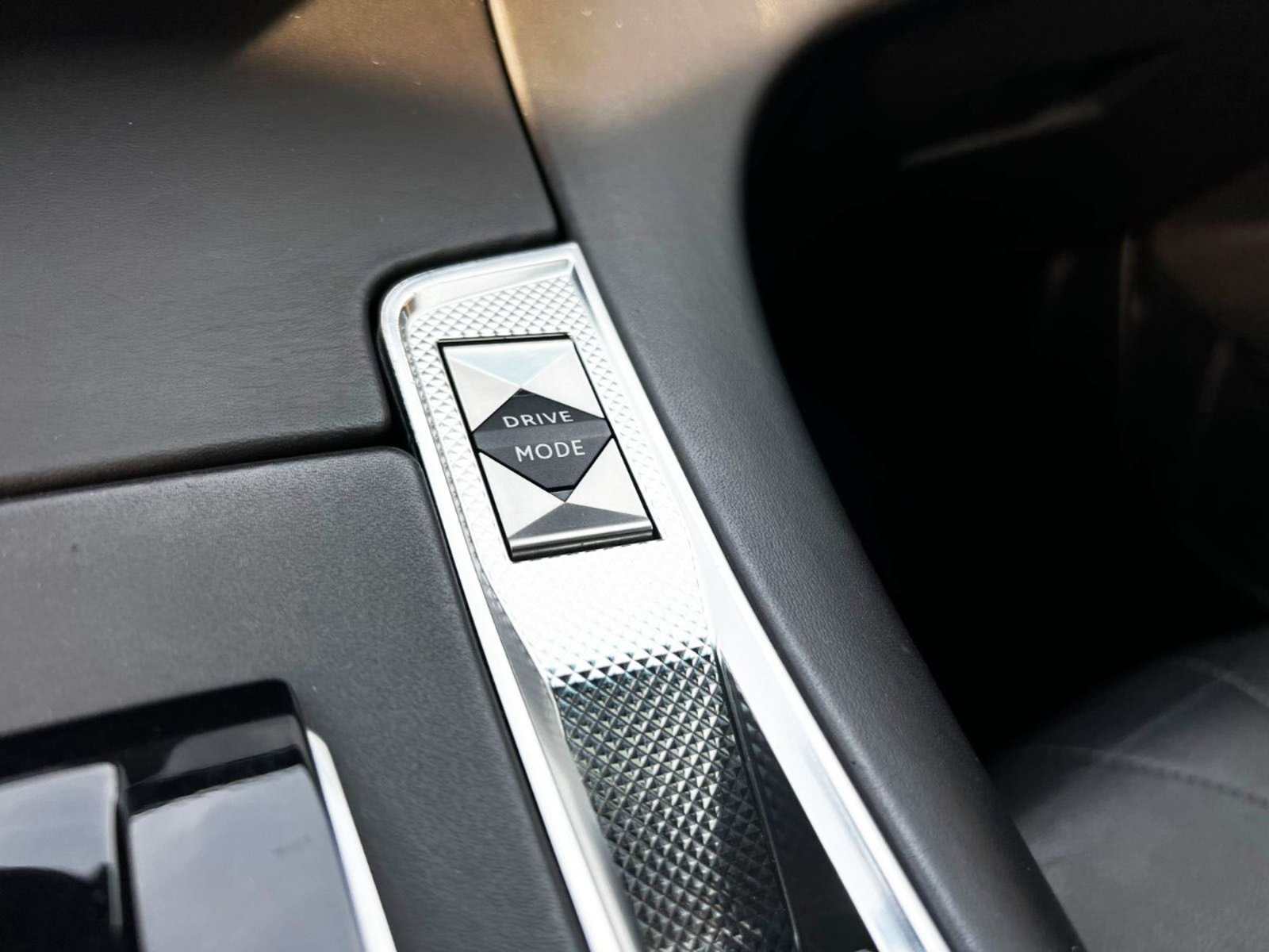 DS AUTOMOBILES DS 7 CROSSBACK RIVOLI HDI 2.0 2020 - Imagen 17 de 20