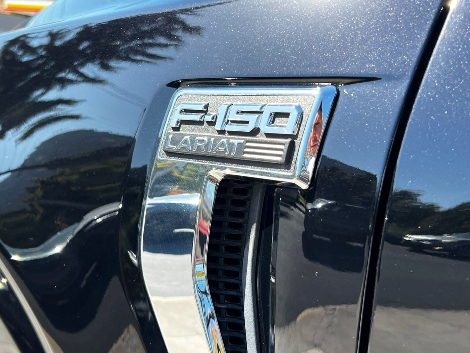 Ford F-150 LARIAT LUXURY 5.0 2025 - Imagen 7 de 20