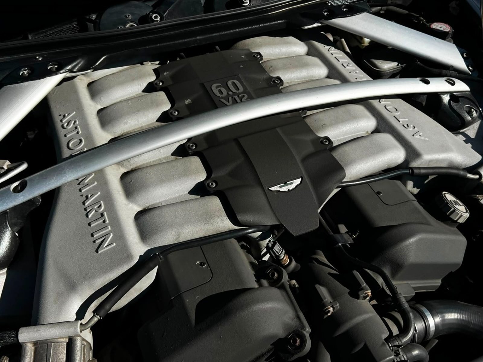 ASTON MARTIN DB9 COUPE 6.0 V12 2012 - Imagen 19 de 20