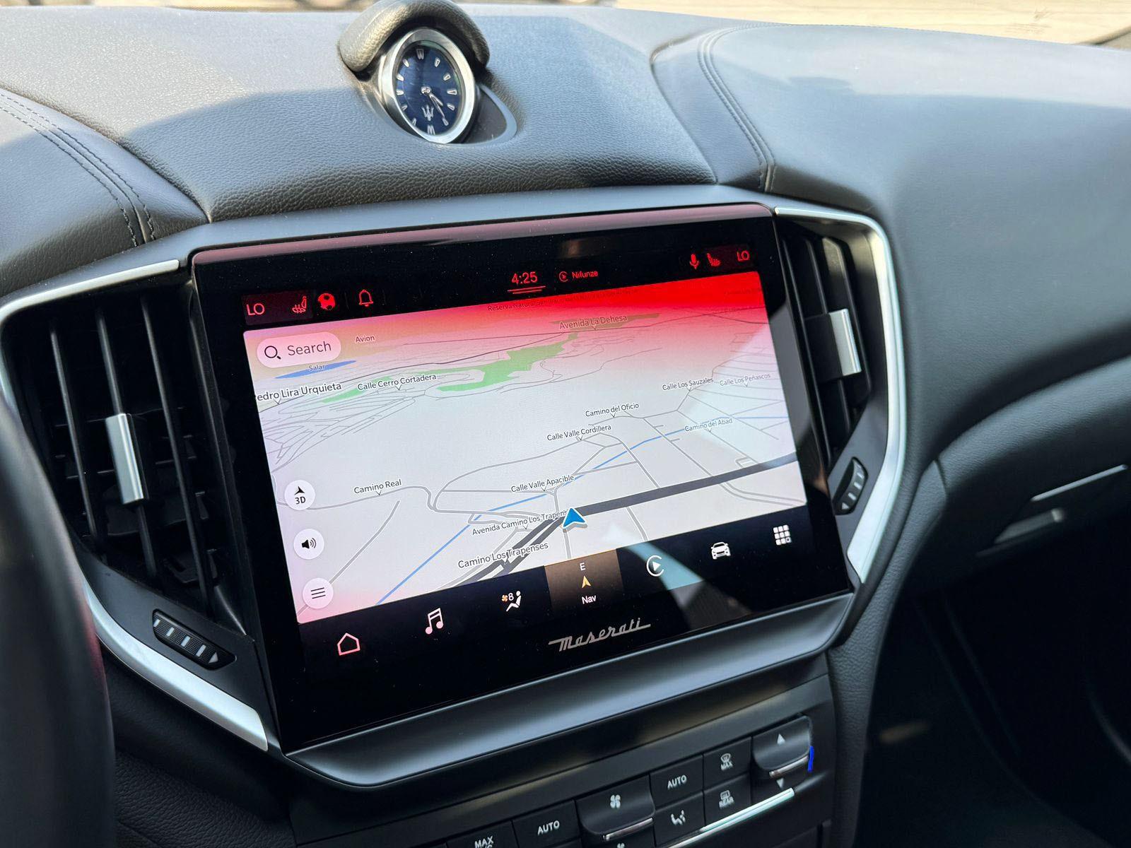 MASERATI GHIBLI GT HIBRIDO 2022 - Imagen 13 de 19