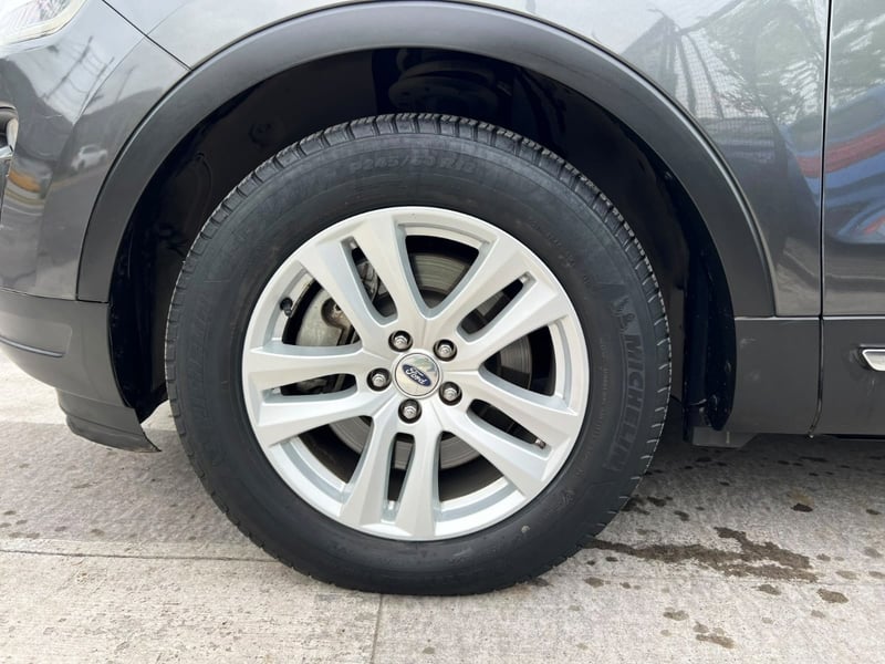 Ford EXPLORER 3.5 XLT 2019 - Imagen 8 de 20