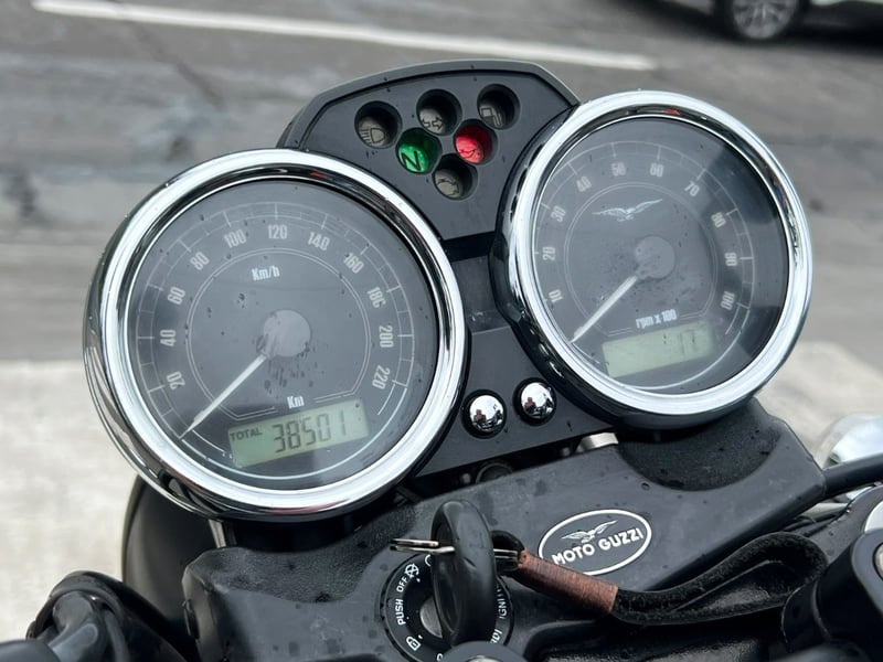 GUZZI V7 RACER SPECIAL 2014 - Imagen 16 de 20