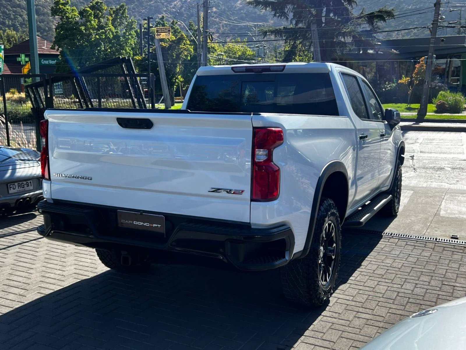 CHEVROLET SILVERADO ZR2 6.2 2025 - Imagen 6 de 20