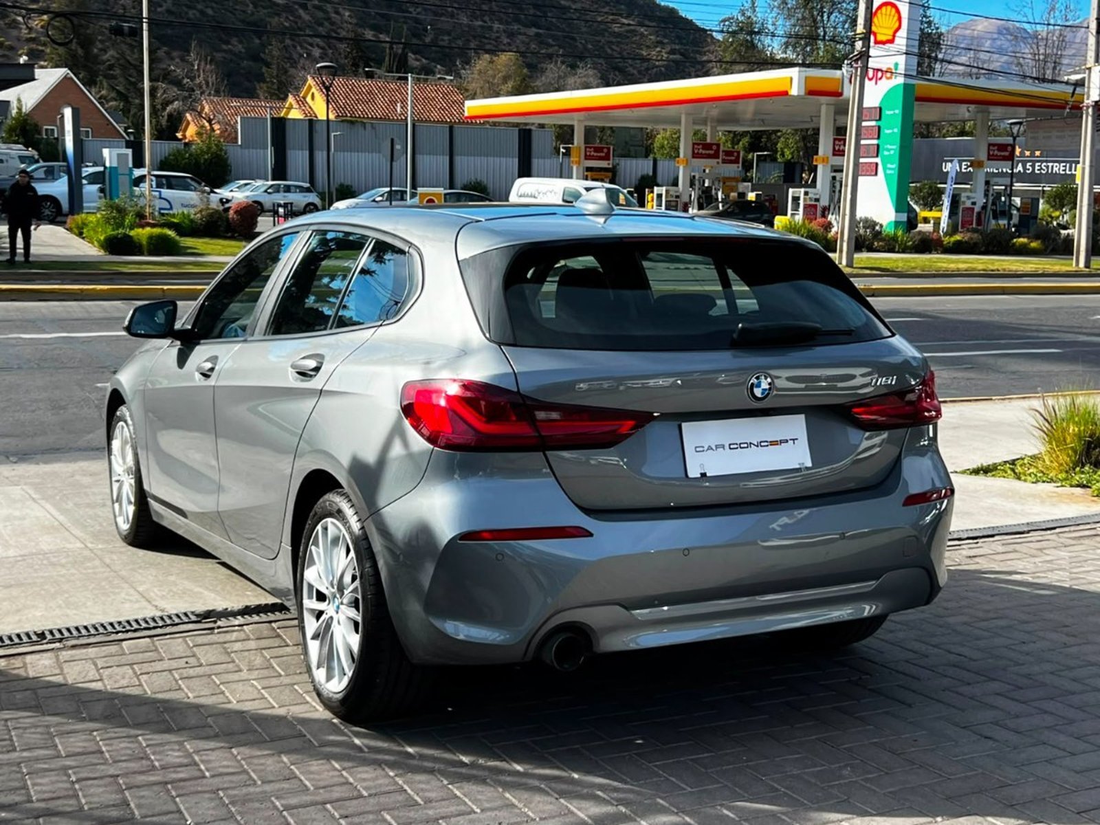 BMW 118 DYNAMIC 1.5T 2023 - Imagen 6 de 19