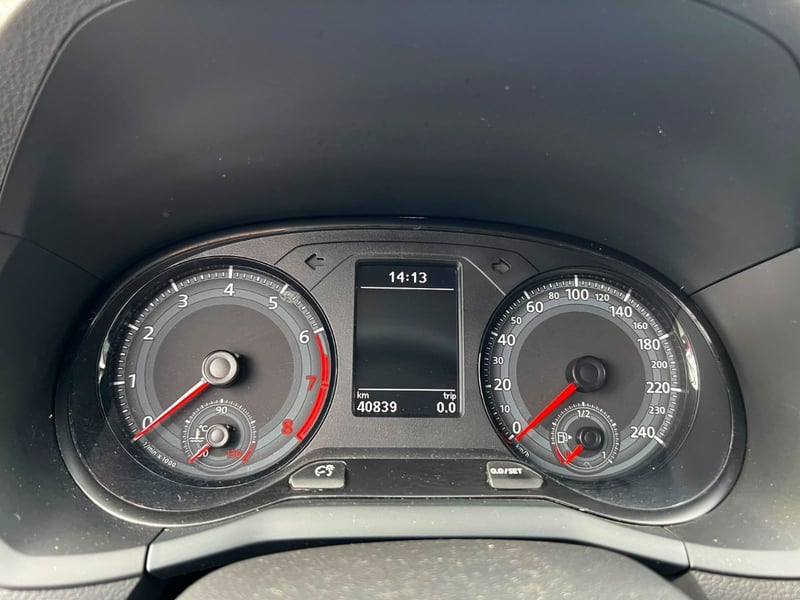 Volkswagen GOL TRENDLINE 1.6 MT 2021 - Imagen 11 de 20