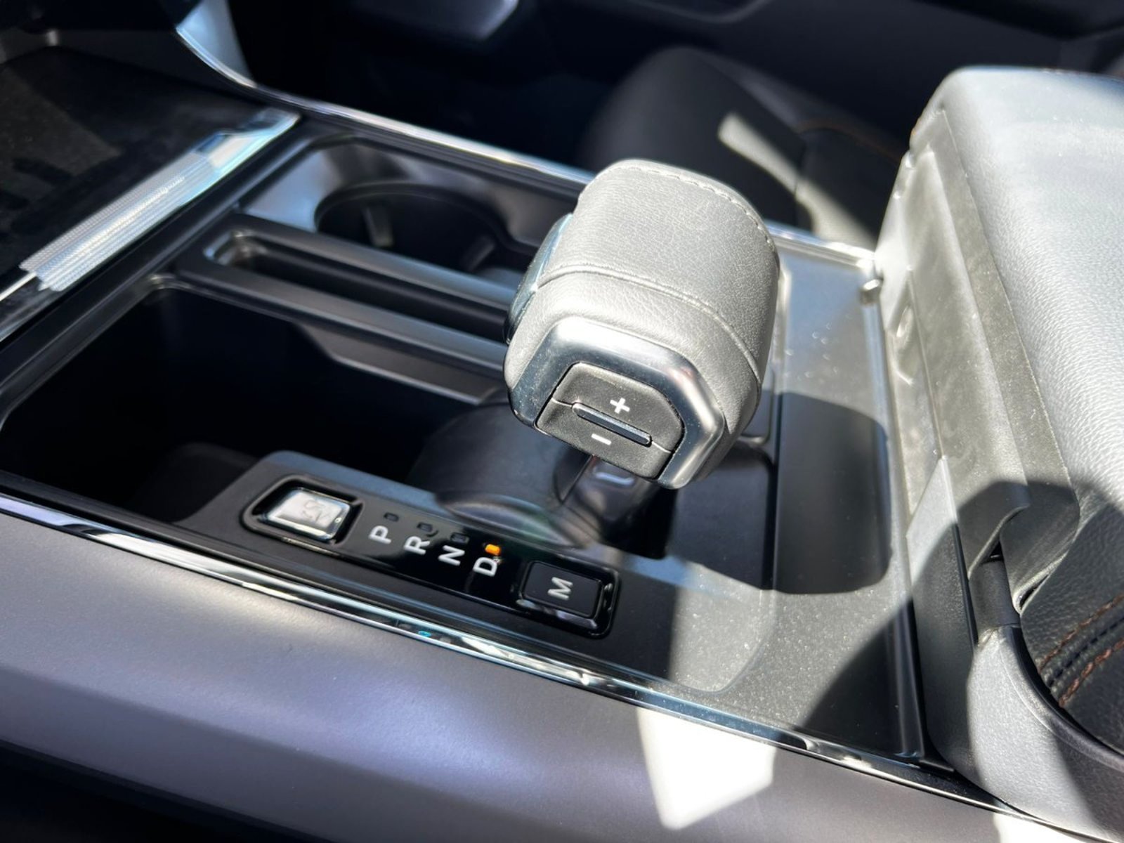 Ford F-150 LARIAT LUXURY 5.0 2025 - Imagen 19 de 20