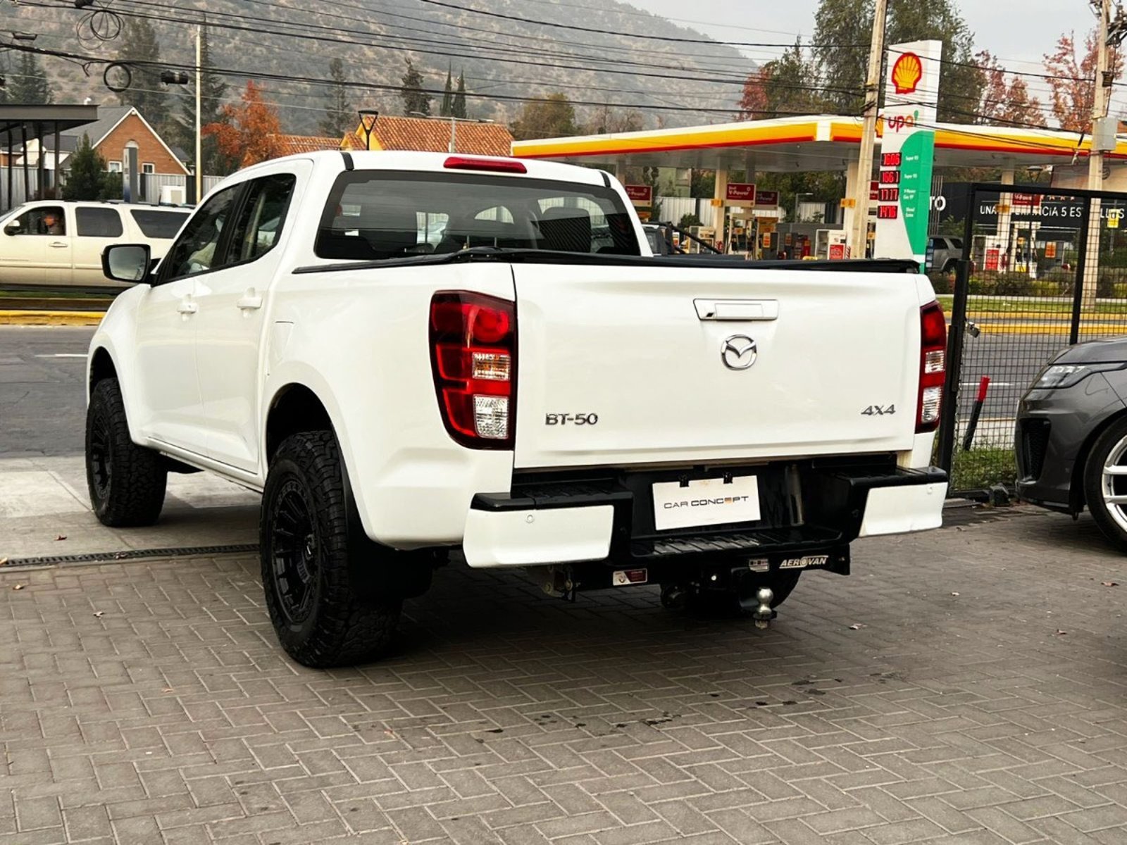 MAZDA BT-50 4X4 DIESEL 3.0 2023 - Imagen 5 de 18