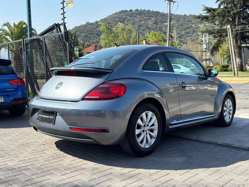 Volkswagen BEETLE COUPE 1.4 DSG 2020 - Imagen 6 de 16