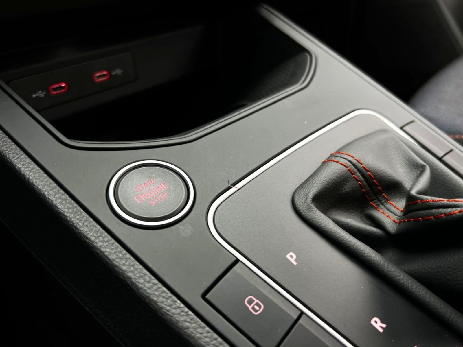 SEAT IBIZA FR TSI 1.0 AT 2024 - Imagen 19 de 20