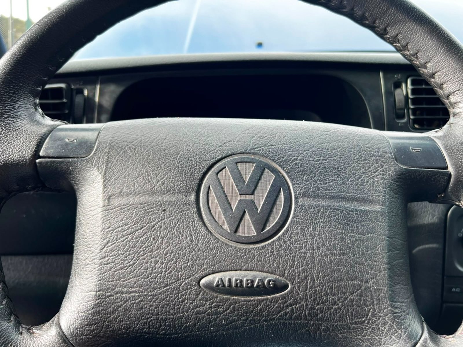 Volkswagen GOLF CABRIOLET 2.0 MKIII 1997 - Imagen 13 de 20