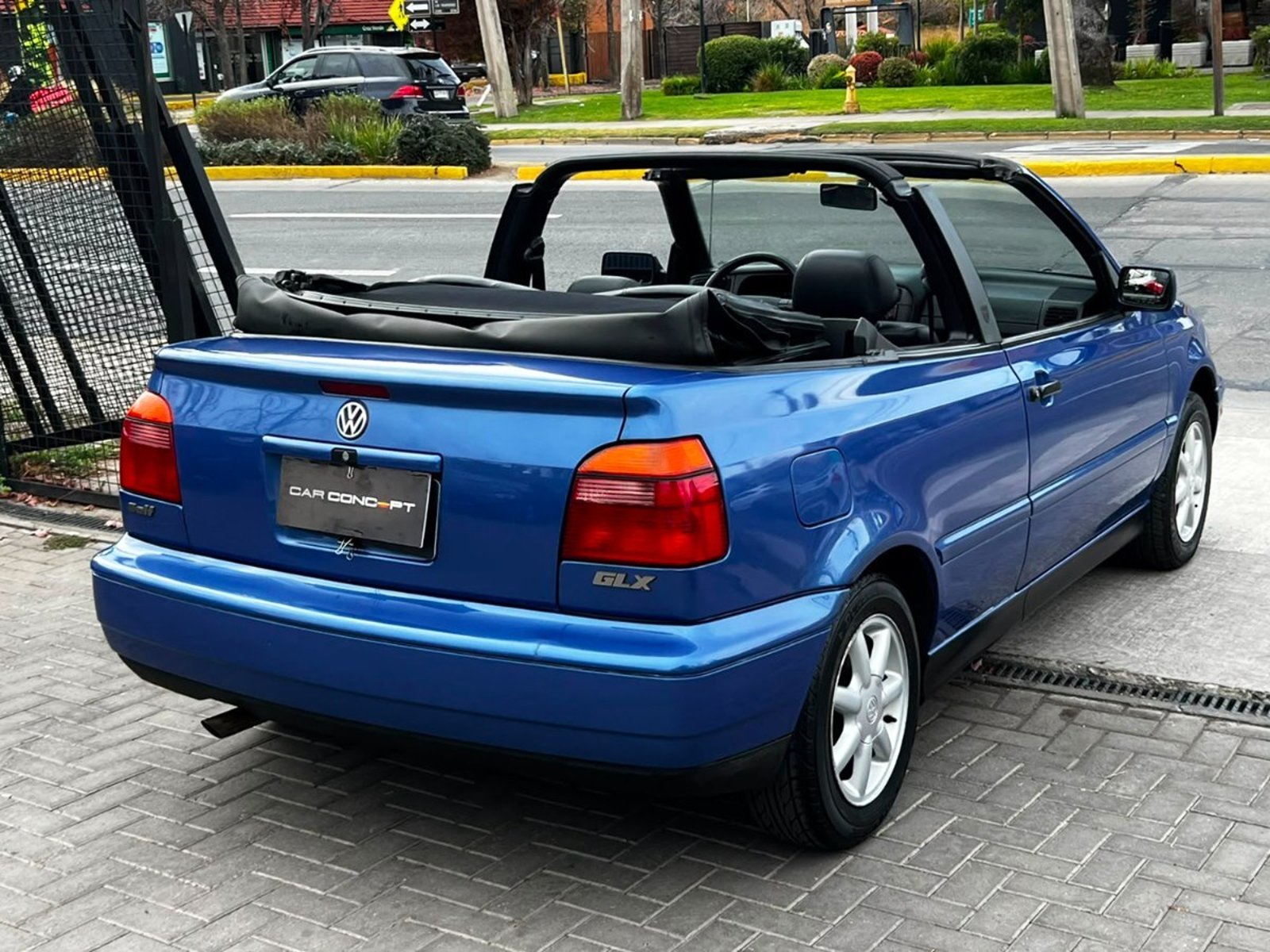Volkswagen GOLF CABRIOLET 2.0 MKIII 1997 - Imagen 4 de 20