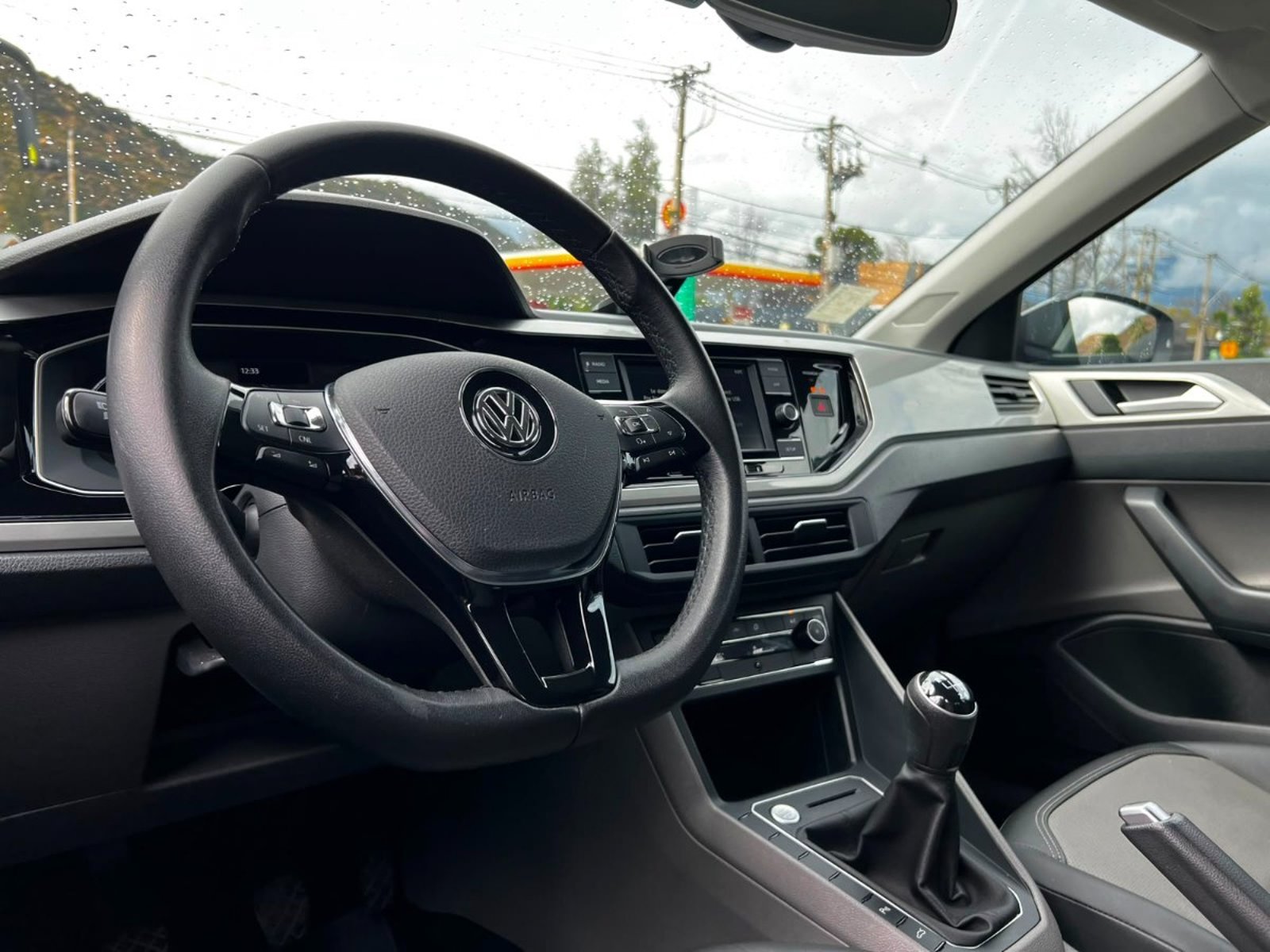 Volkswagen POLO HIGHLINE 1.6 MT 2021 - Imagen 9 de 20