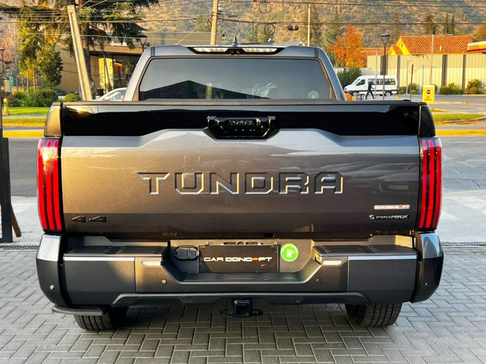 TOYOTA TUNDRA PLATINUM I FORCE V6 2026 - Imagen 5 de 20