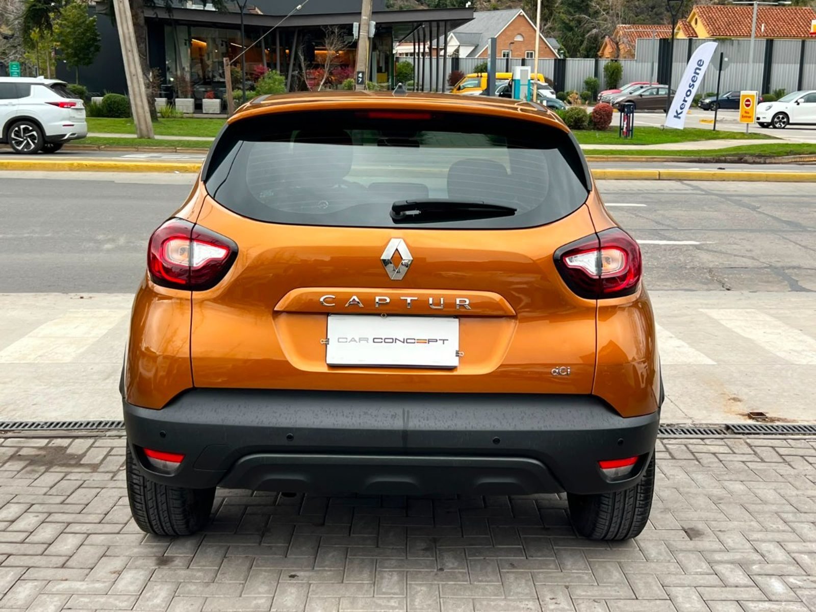 Renault CAPTUR LIFE 1.5 MT DIESEL 2019 - Imagen 5 de 20