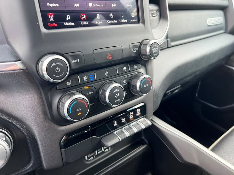 RAM 1500 LARAMIE SPORT 5.7 2021 - Imagen 13 de 19