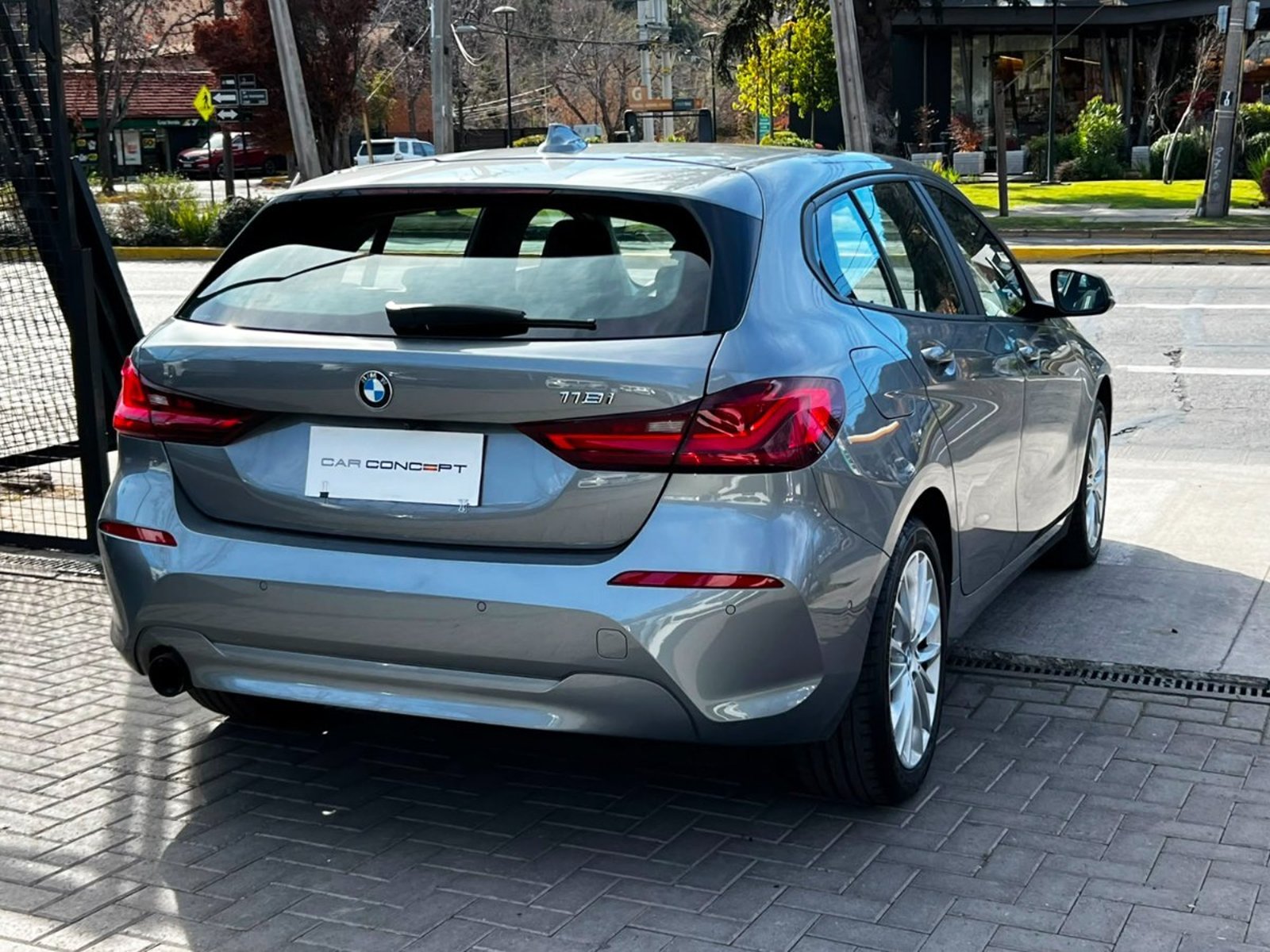 BMW 118 DYNAMIC 1.5T 2023 - Foto 4 de 20