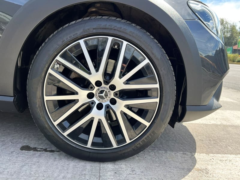 Mercedes-Benz E220 D ALL TERRAIN 4MATIC 2024 - Imagen 8 de 20