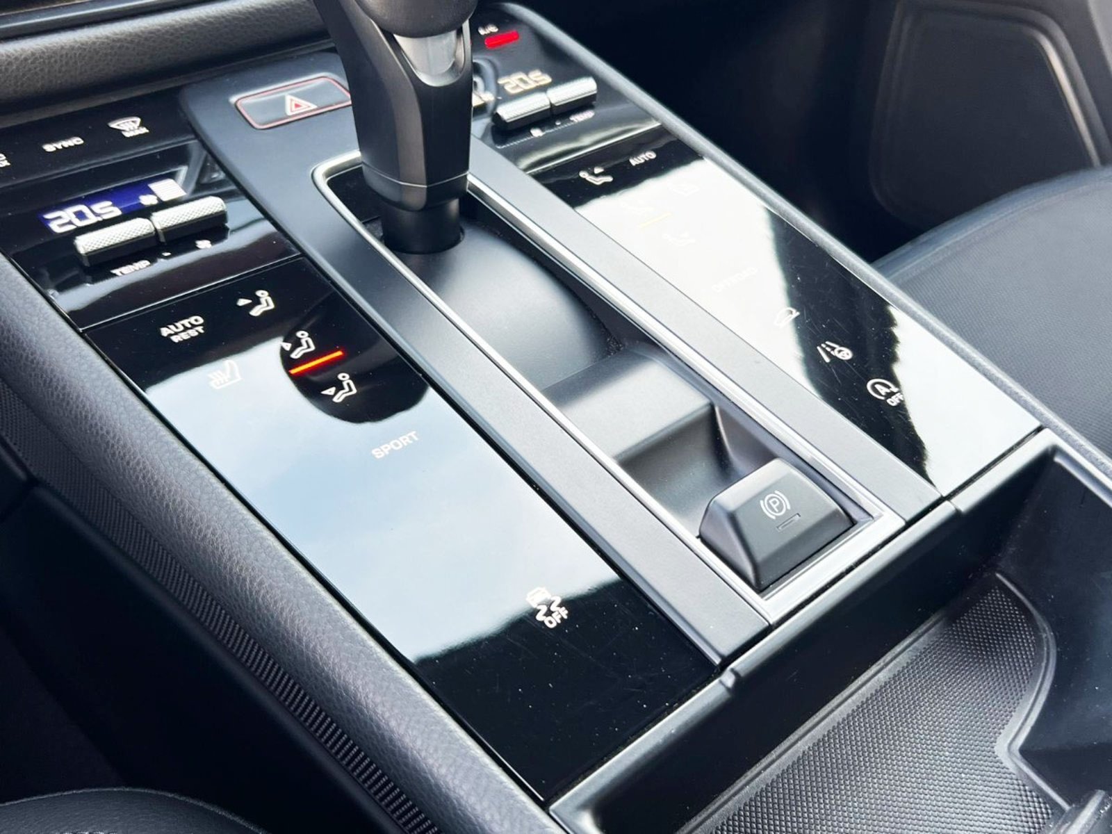 Porsche MACAN R4 III 2.0 2023 - Imagen 18 de 20