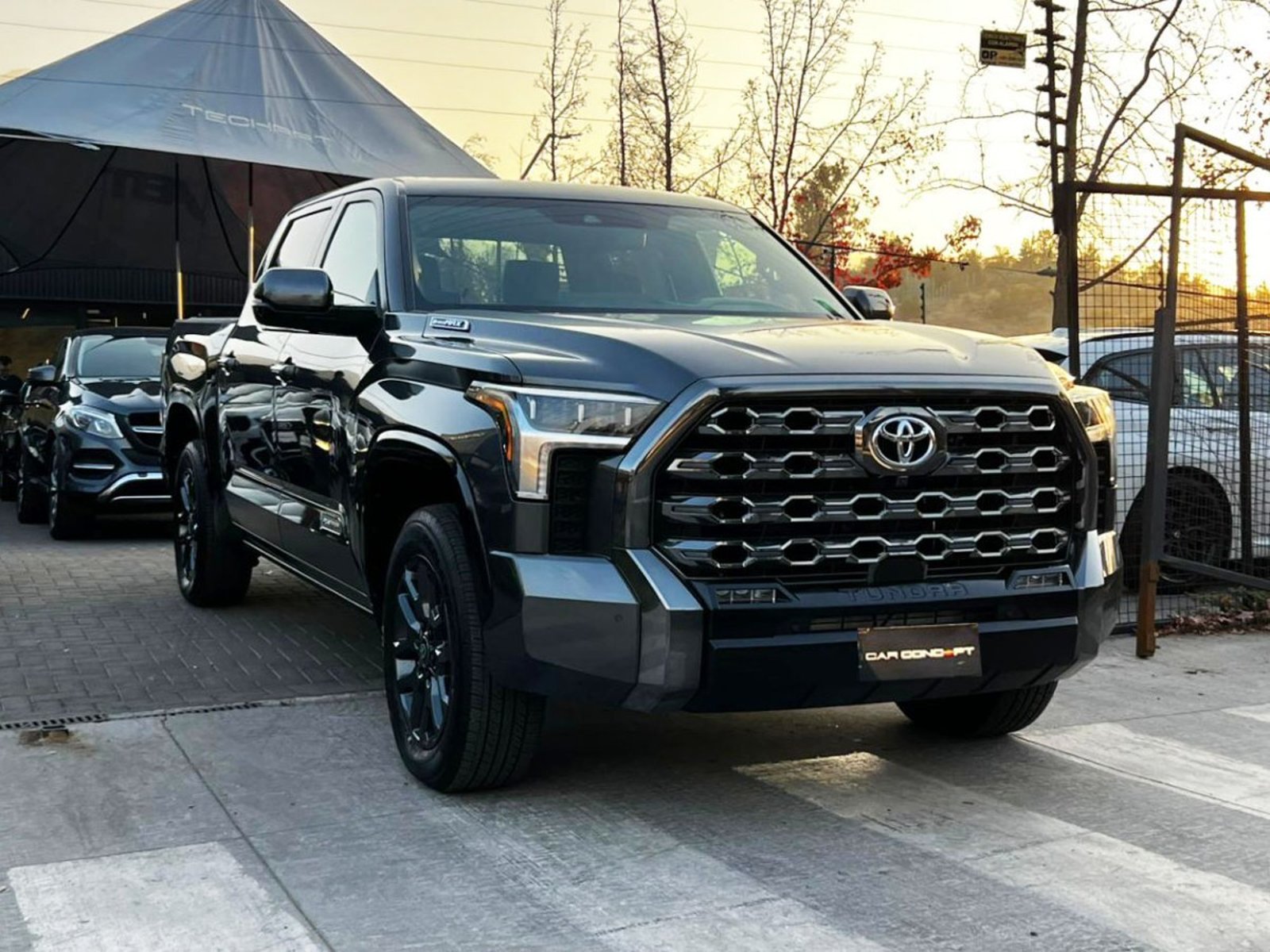 TOYOTA TUNDRA PLATINUM I FORCE V6 2026 - Imagen 3 de 20