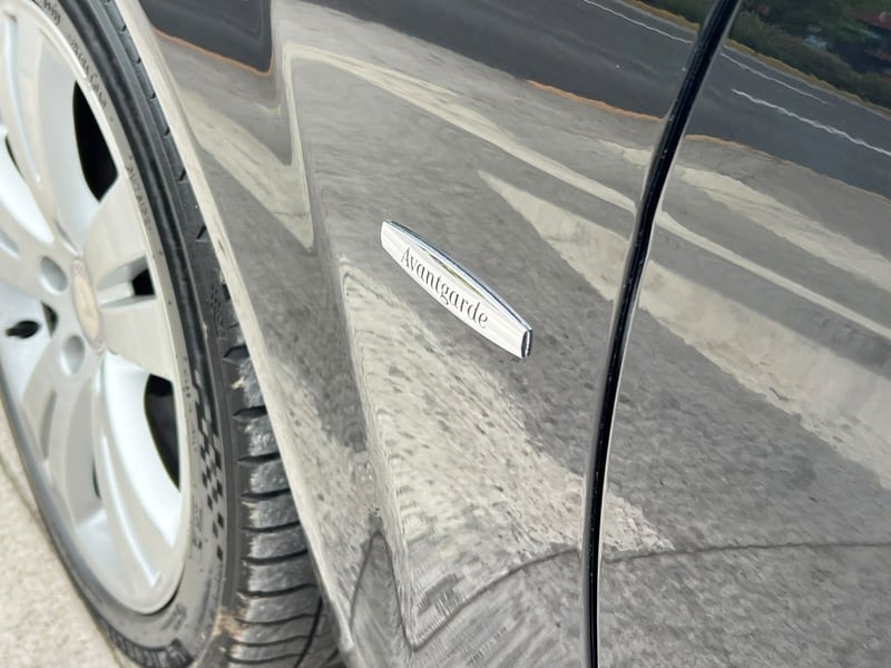 Mercedes-Benz C300 AVANTGARDE V6 2010 - Imagen 8 de 20