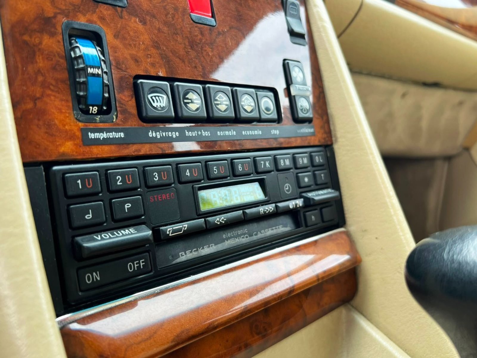 Mercedes-Benz 280 SE ÚNICO DUEÑO 1985 - Imagen 15 de 20