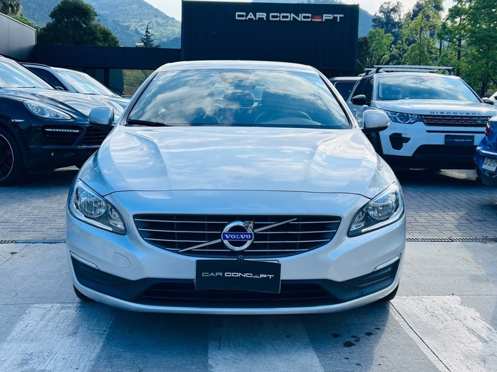 Volvo S60 D2 AT DIESEL 2019 - Foto 2 de 19