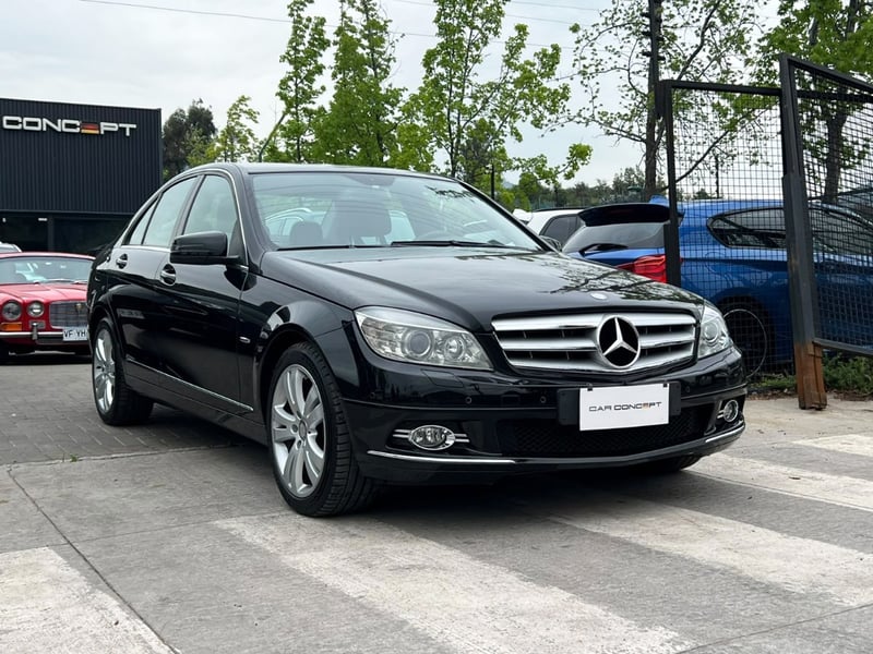Mercedes-Benz C300 AVANTGARDE V6 2010 - Imagen 3 de 20