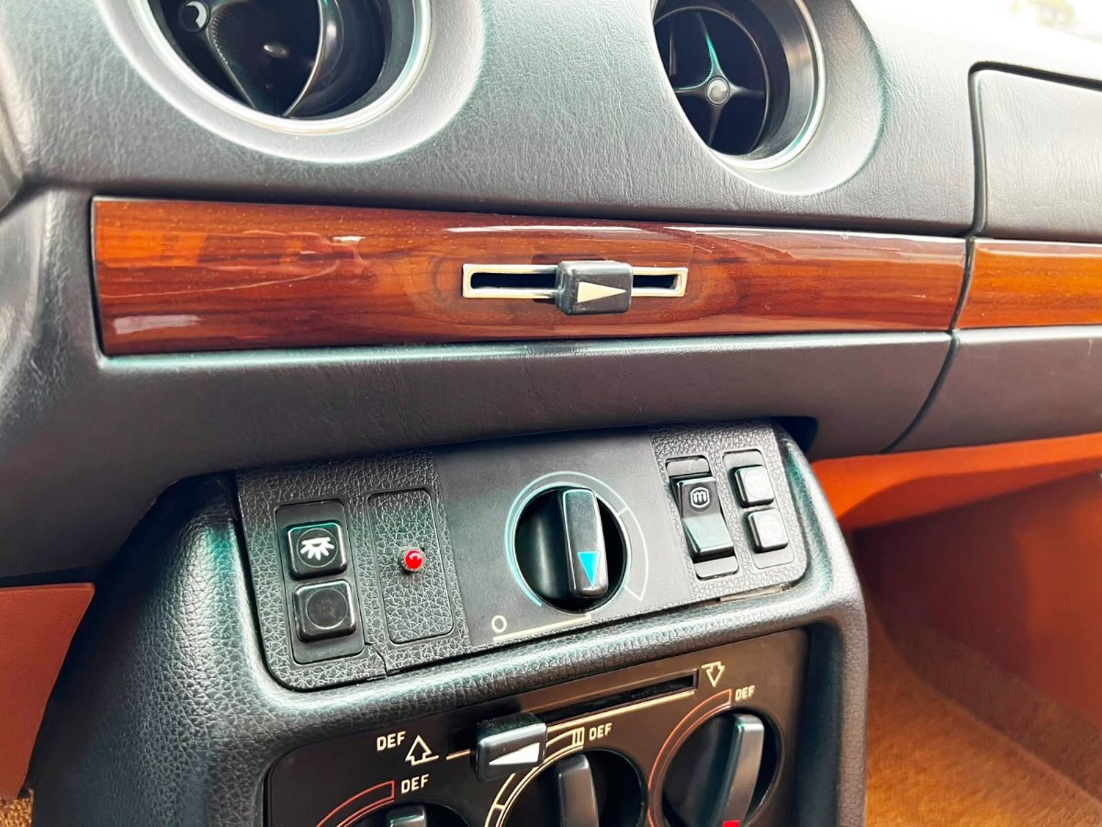 Mercedes-Benz 250 TOURING 1979 - Imagen 13 de 20