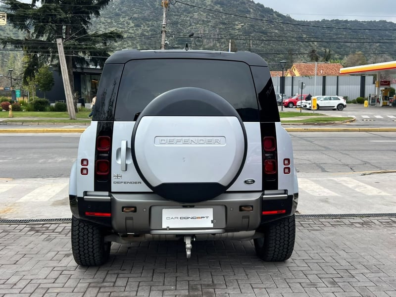 Land Rover DEFENDER 110 X DYNAMIC 2024 - Imagen 5 de 20