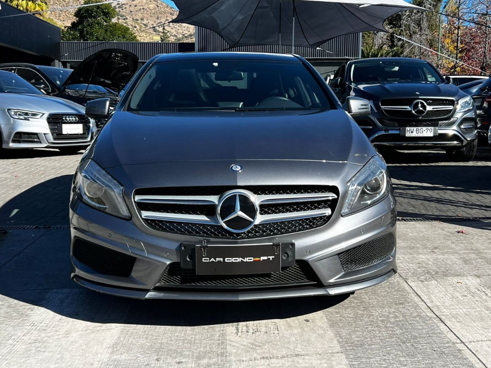 Mercedes-Benz A200 BLUEEFFICIENCY 1.6 MT 2014 - Foto 2 de 20