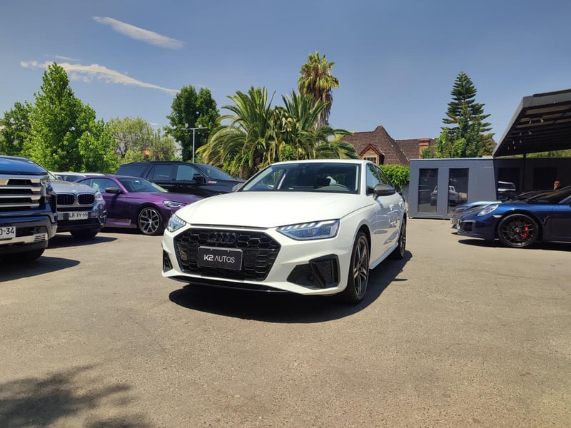 Audi A4 35 TFSI 2.0 DARK EDITION 2024