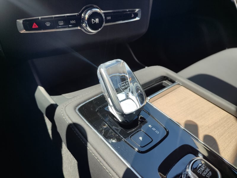 Volvo XC90 T8 CORE 4WD 2.0 2026 - Imagen 14 de 18