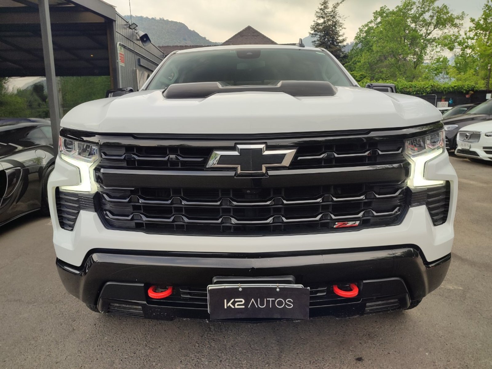 Chevrolet SILVERADO LT TRAILBOSS 5.3 4X4 2024 - Foto 2 de 17
