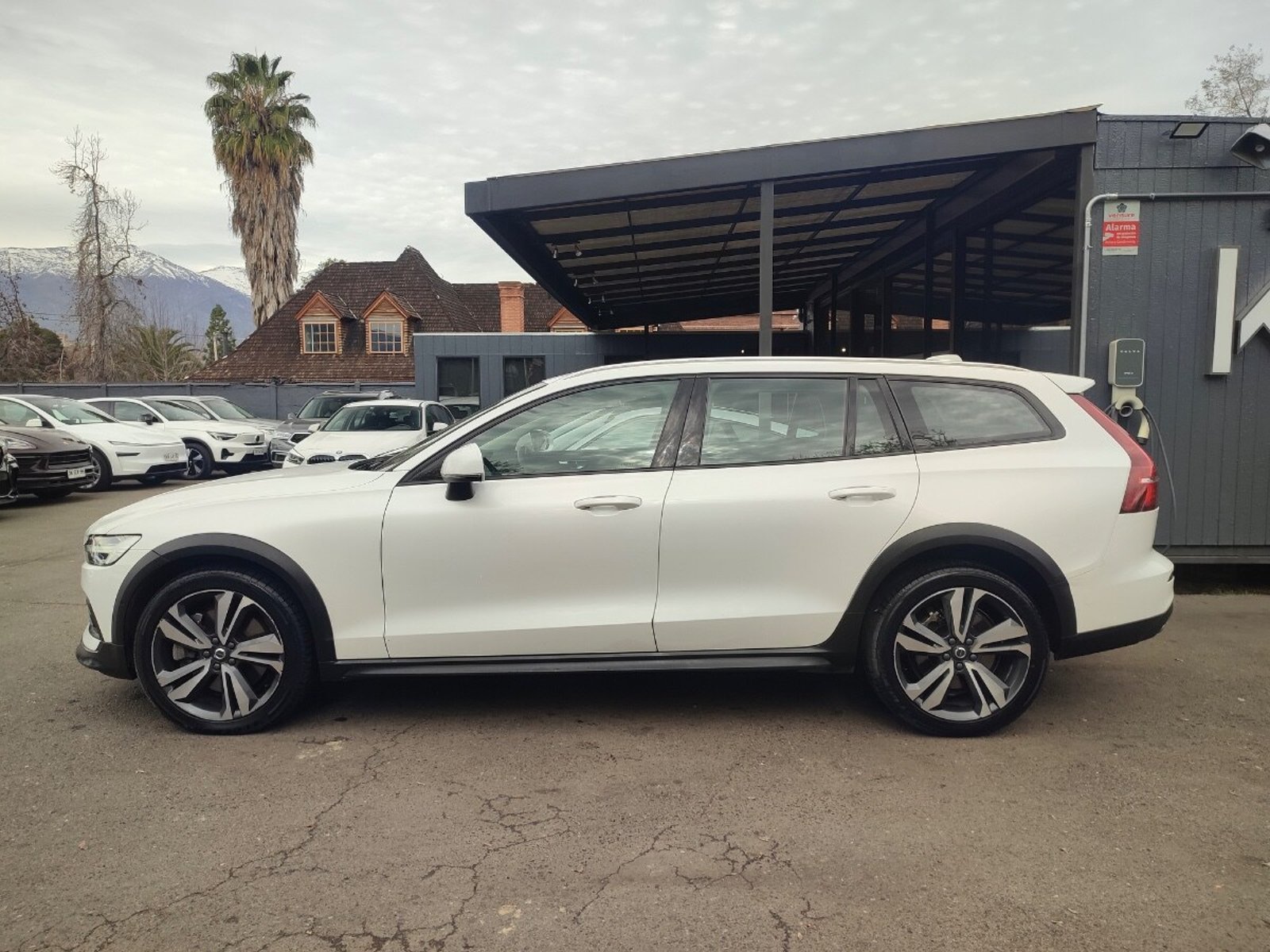 Volvo V60 CROSS COUNTRY II B5 4WD 2.0 2022 - Imagen 17 de 17