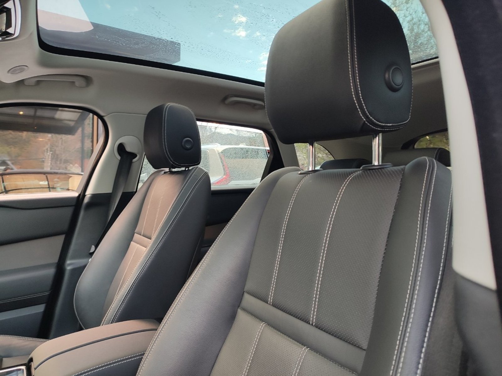 Land Rover RANGE ROVER VELAR SE 2.0 4WD 2023 - Imagen 13 de 18
