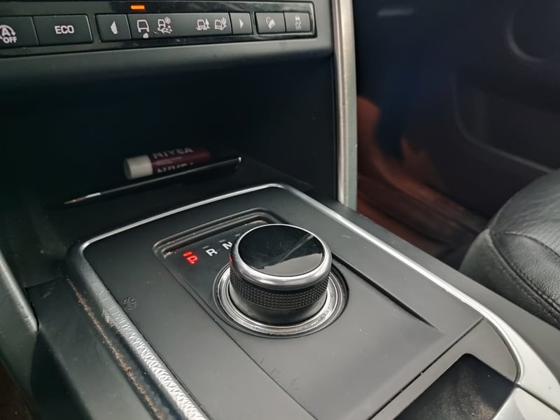 Land Rover DISCOVERY SPORT HSE 2.0 4WD 2018 - Imagen 16 de 18