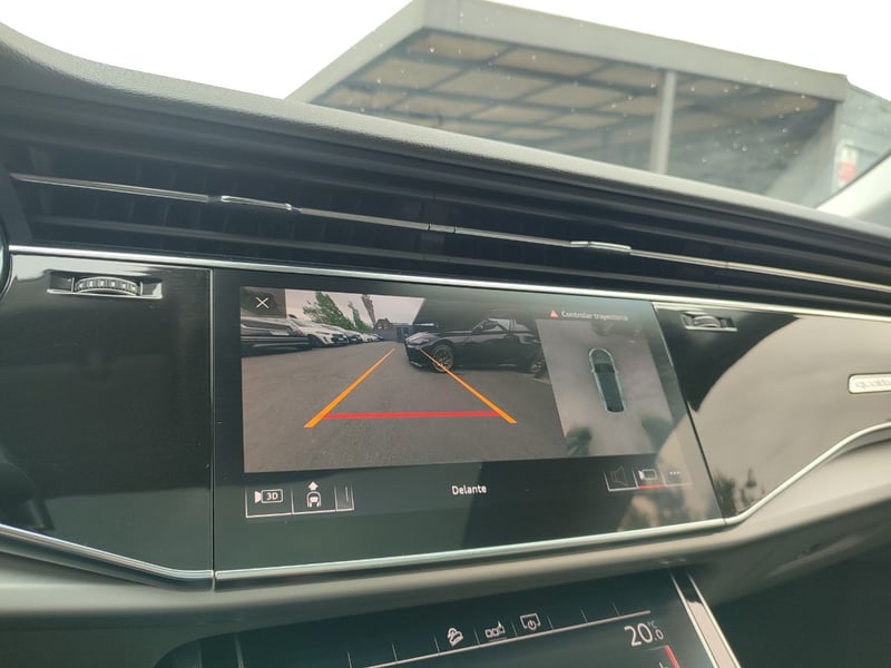 Audi Q8 45 TDI SPORT 3.0 QUATTRO 2020 - Imagen 16 de 18