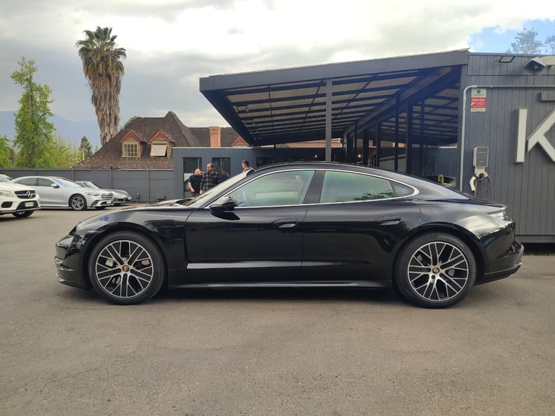 Porsche TAYCAN TURBO 4WD 2021 - Imagen 5 de 18