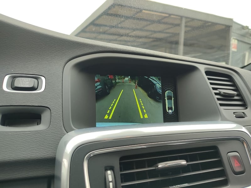 Volvo S60 T6 RDESIGN 4WD 2.0 2018 - Imagen 15 de 16